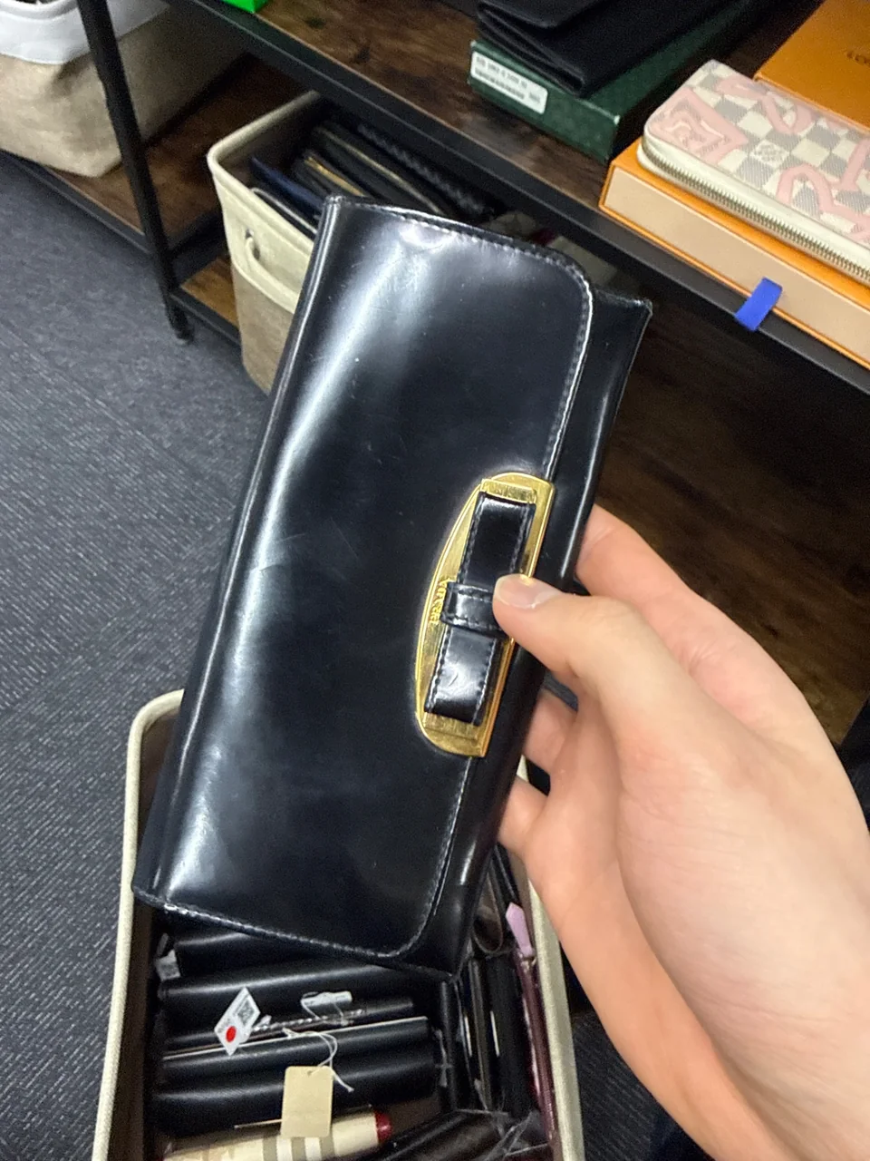 TG-30 200-7 PRADA LONG WALLET (BLACK)