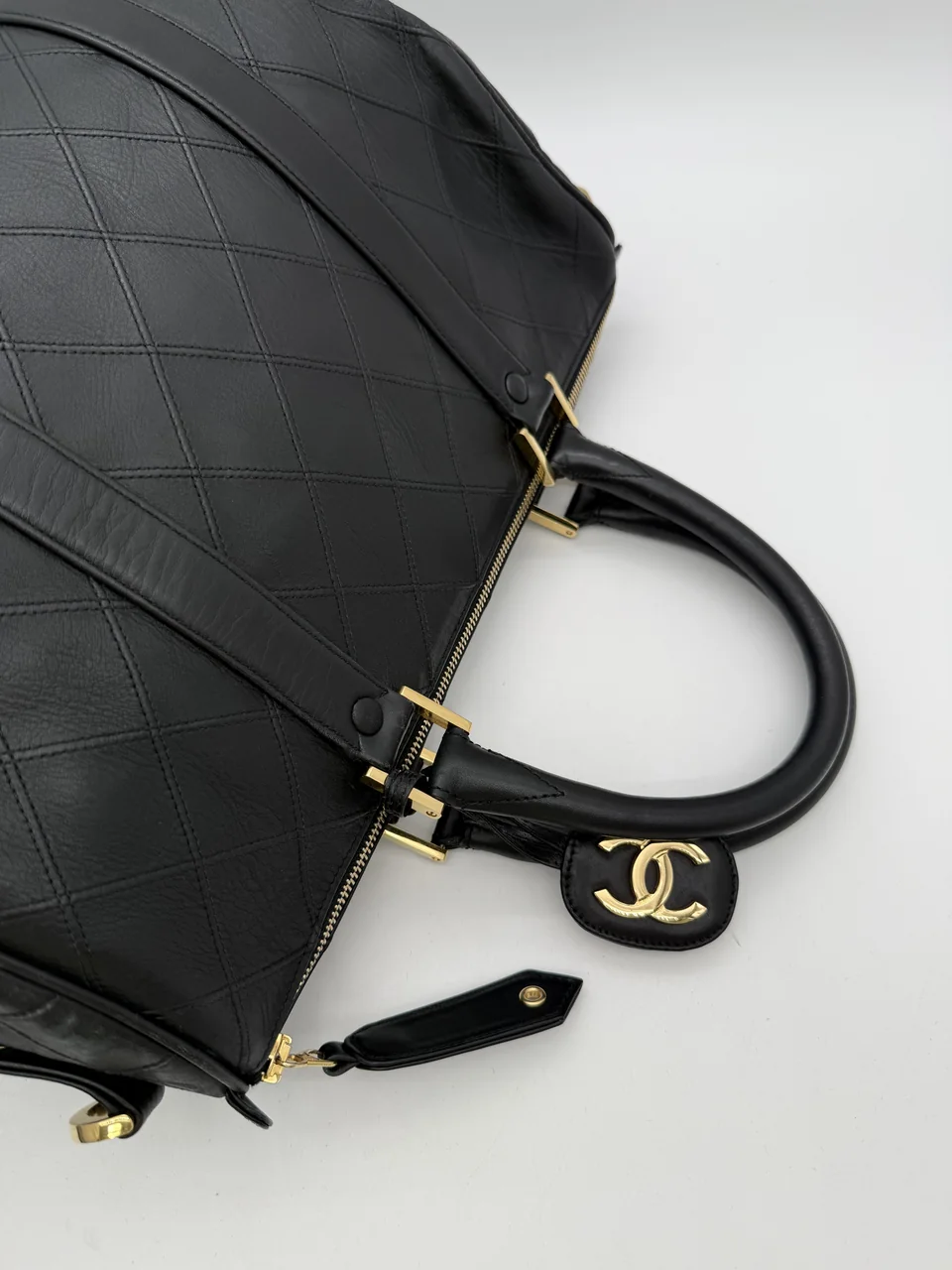 CHANEL CALF SKIN HANDBAG view 6
