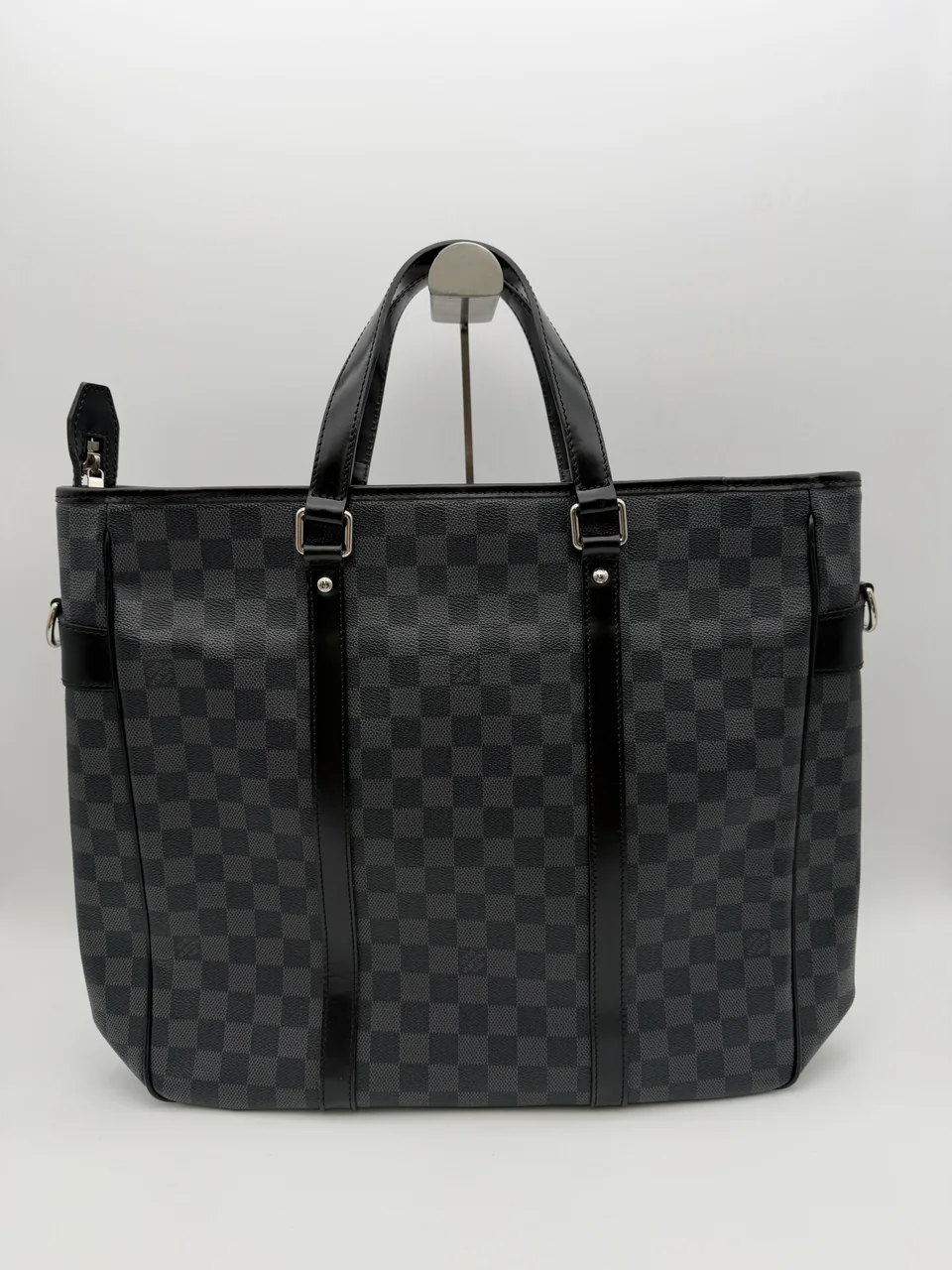 LV TADAO view 6