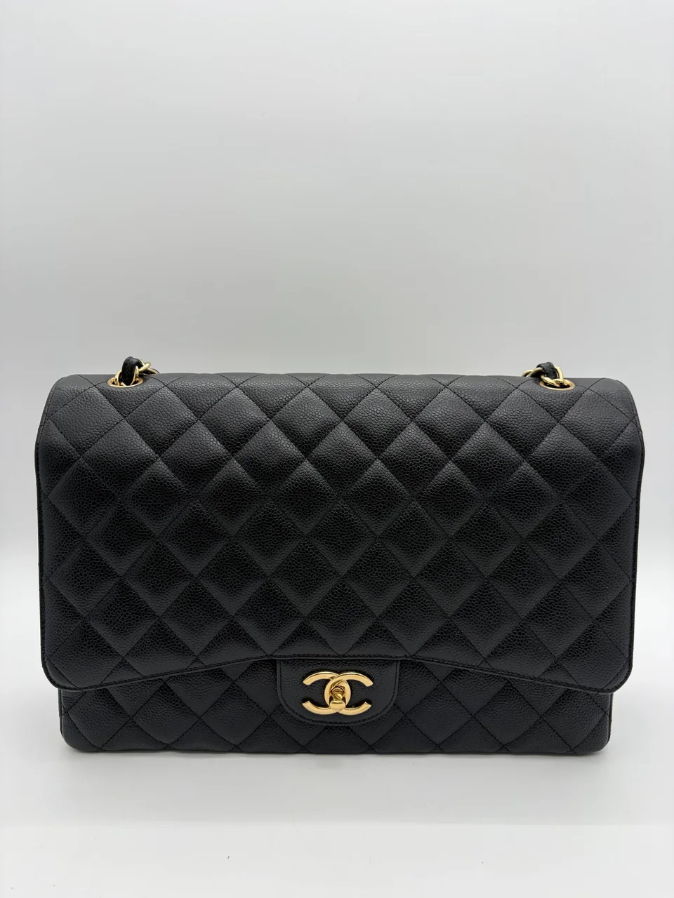 CHANEL CAVIAR MAXI DECA MATELASSE (18 SERIAL CODE) view 3