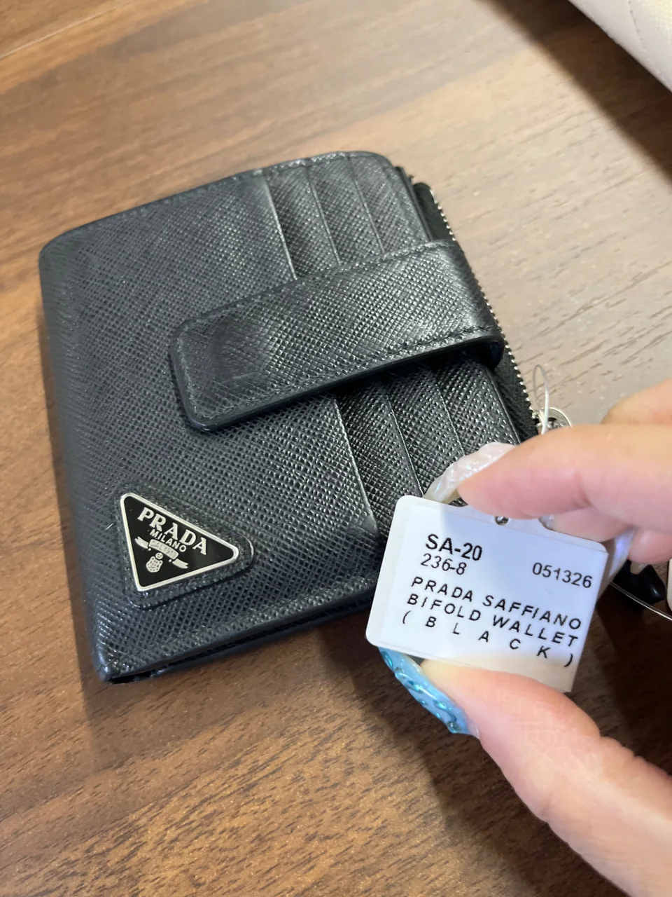 PRADA SAFFIANO BIFOLD WALLET (BLACK)