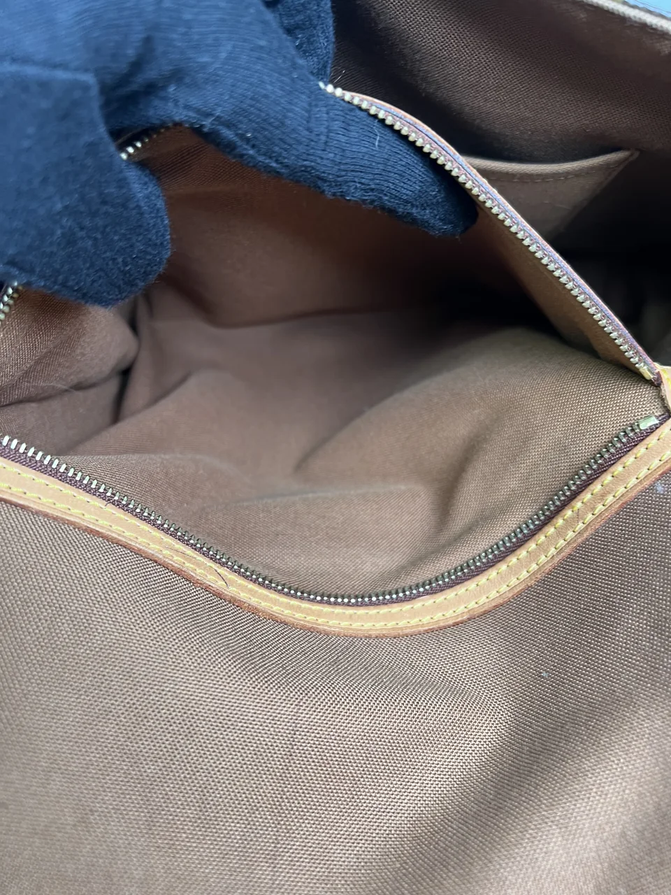 LV MONOGRAM ABBESSES view 14