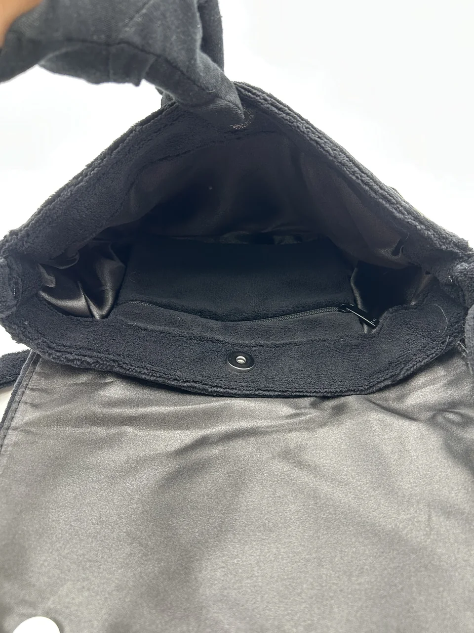 CHANEL SHOULDER BAG view 4
