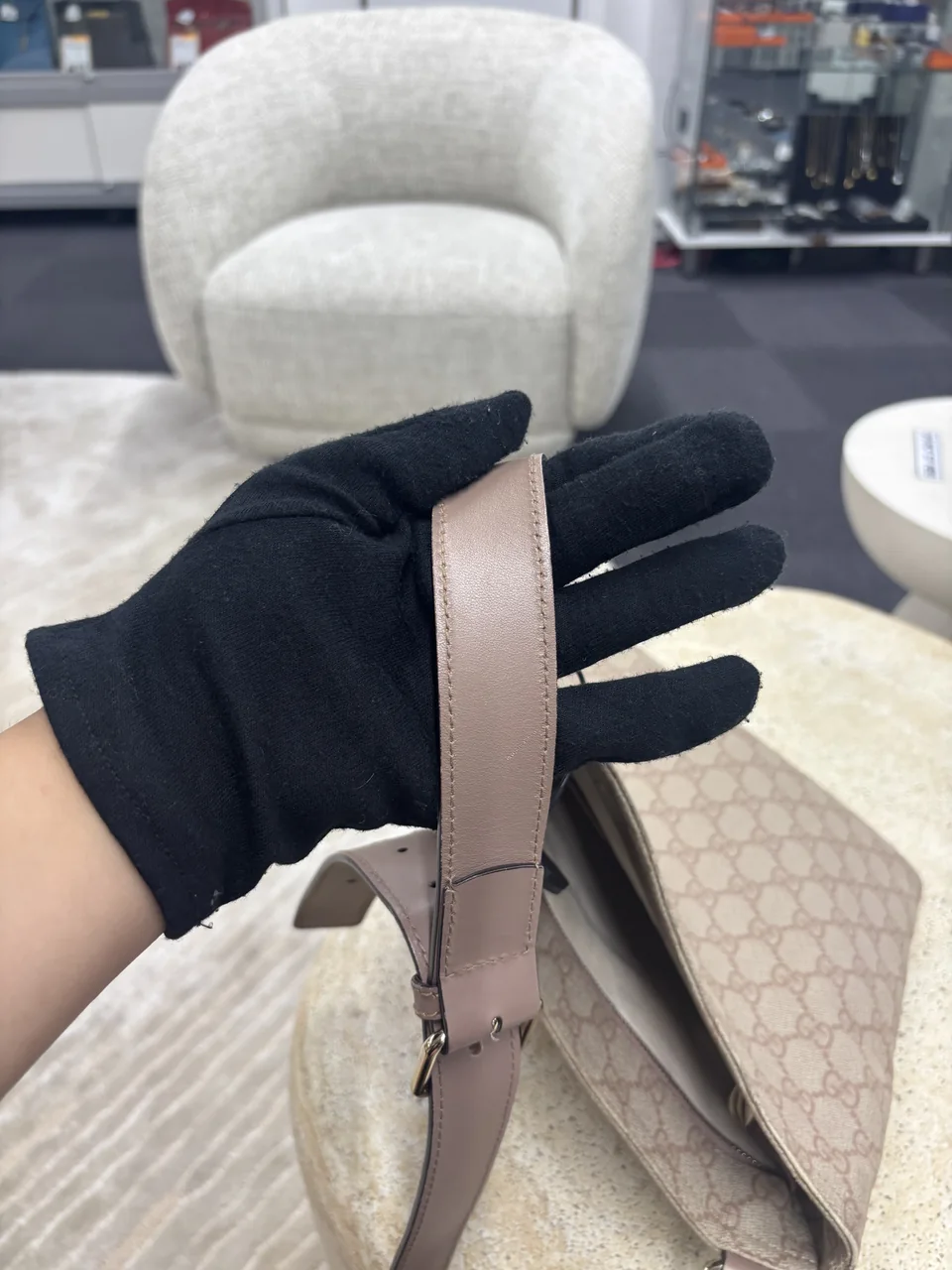 AY-30 281-9 GUCCI SHOULDER BAG view 6