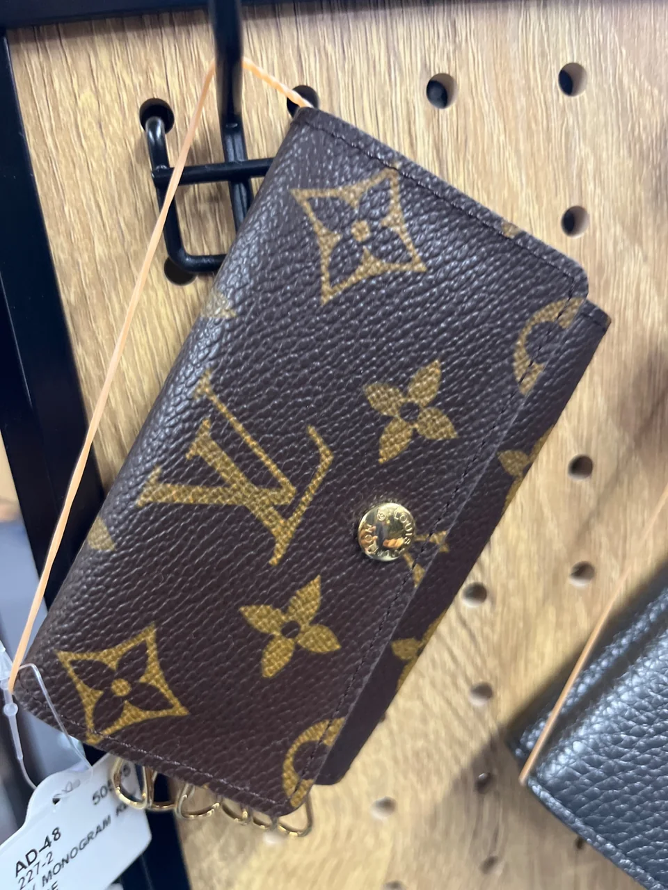 LV MONOGRAM KEY CASE