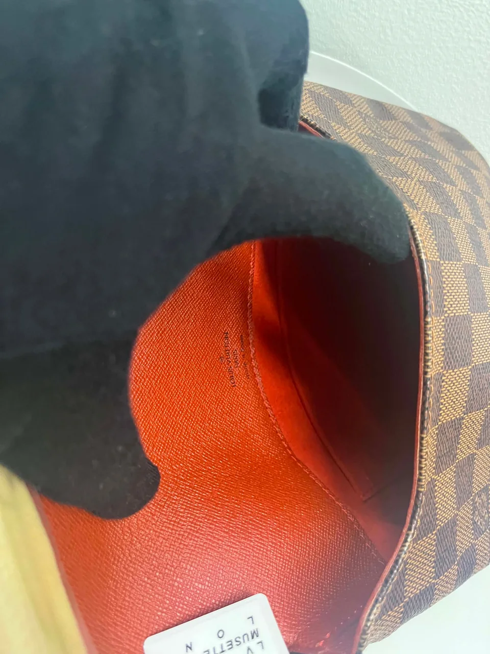 LV DAMIER MUSETTE TANGO LONG view 9
