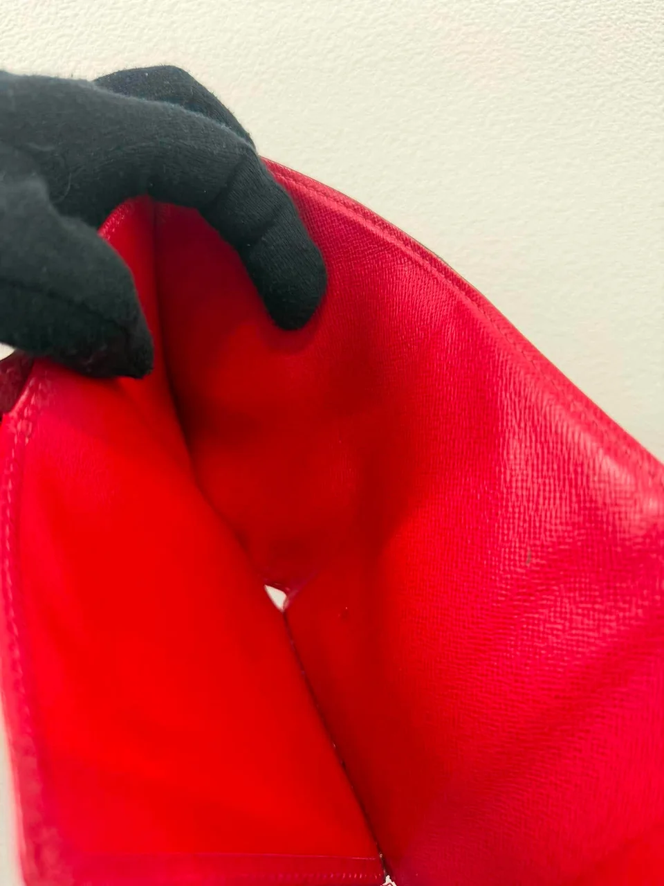 LV DAMIER PORTEFEUILLE KOALA view 2