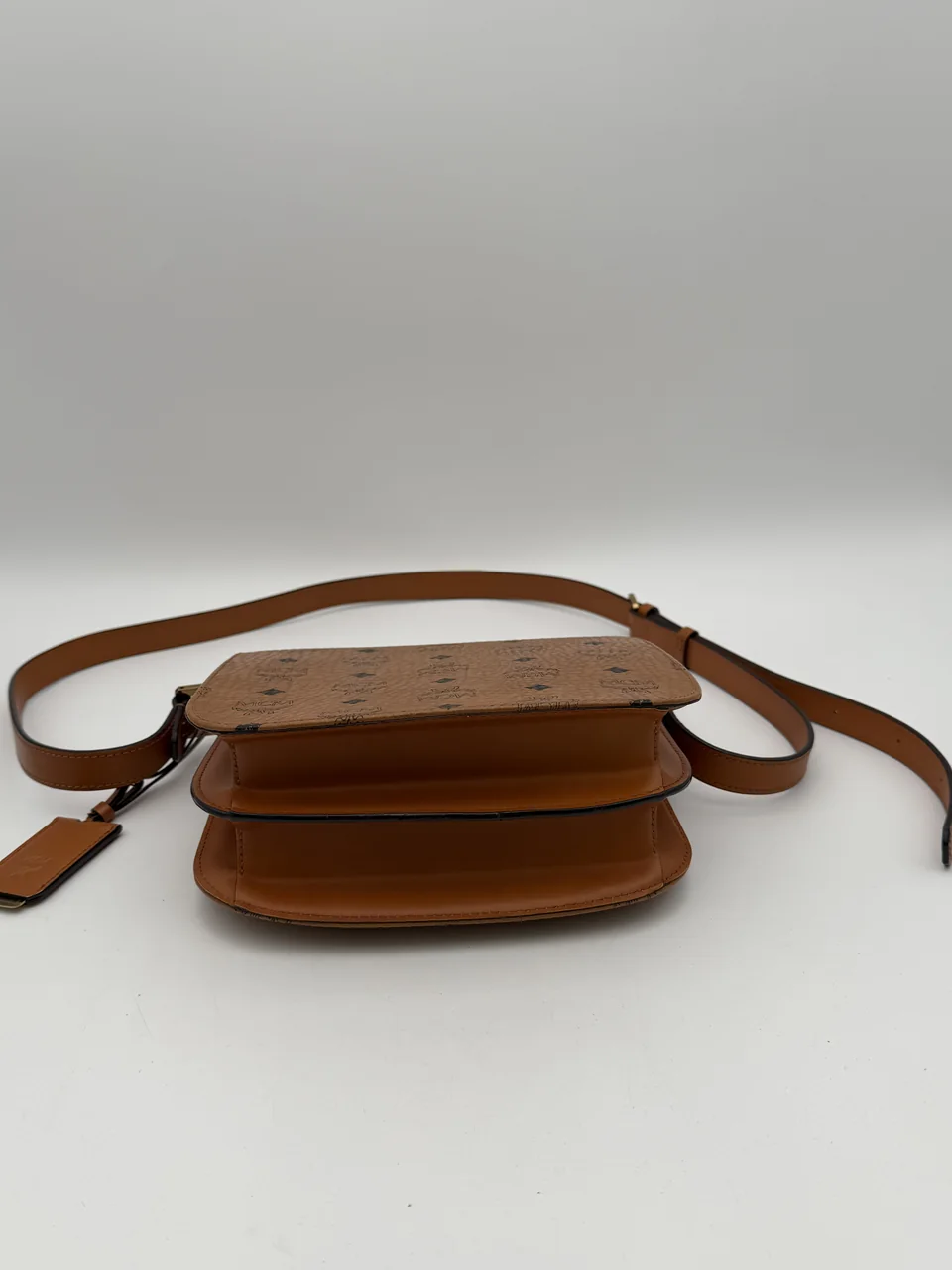 MCM VICETOS PATRICIA FLAP SHOULDER BAG view 6