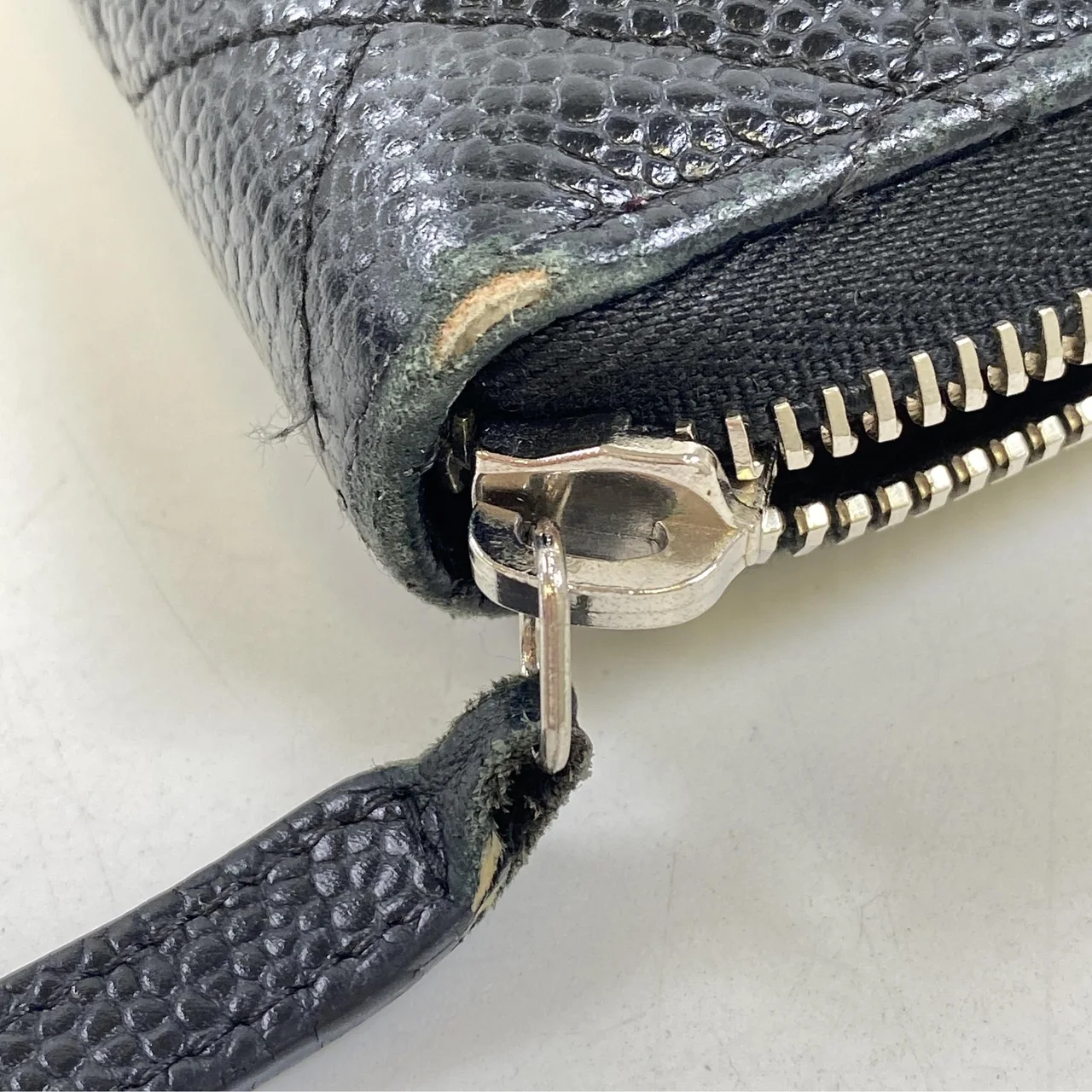 CHANEL CAVIAR MATELASSE LONG WALLET (22 SERIAL CODE) view 5