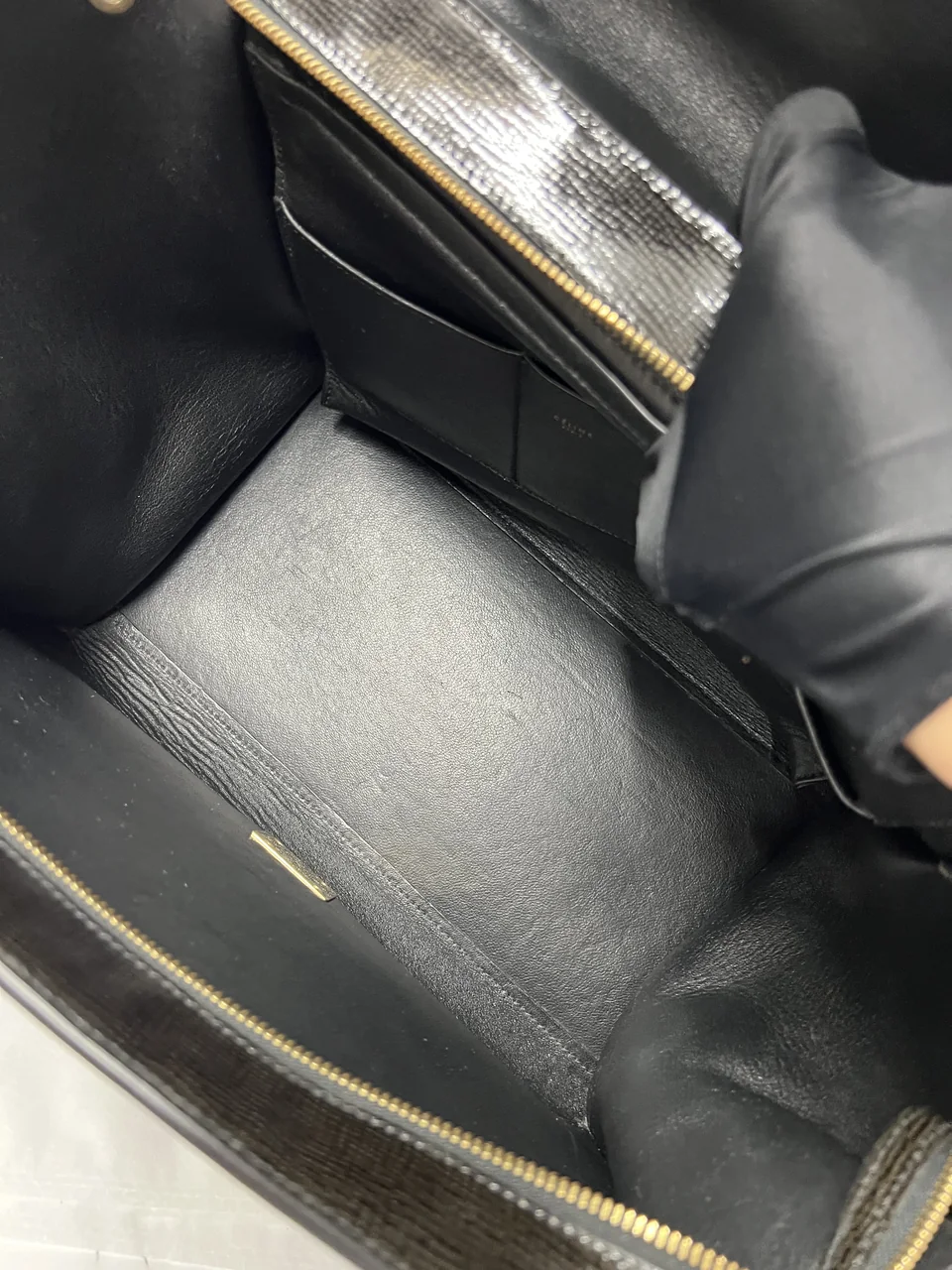 CELINE TRAPEZE SHOULDER BAG view 11