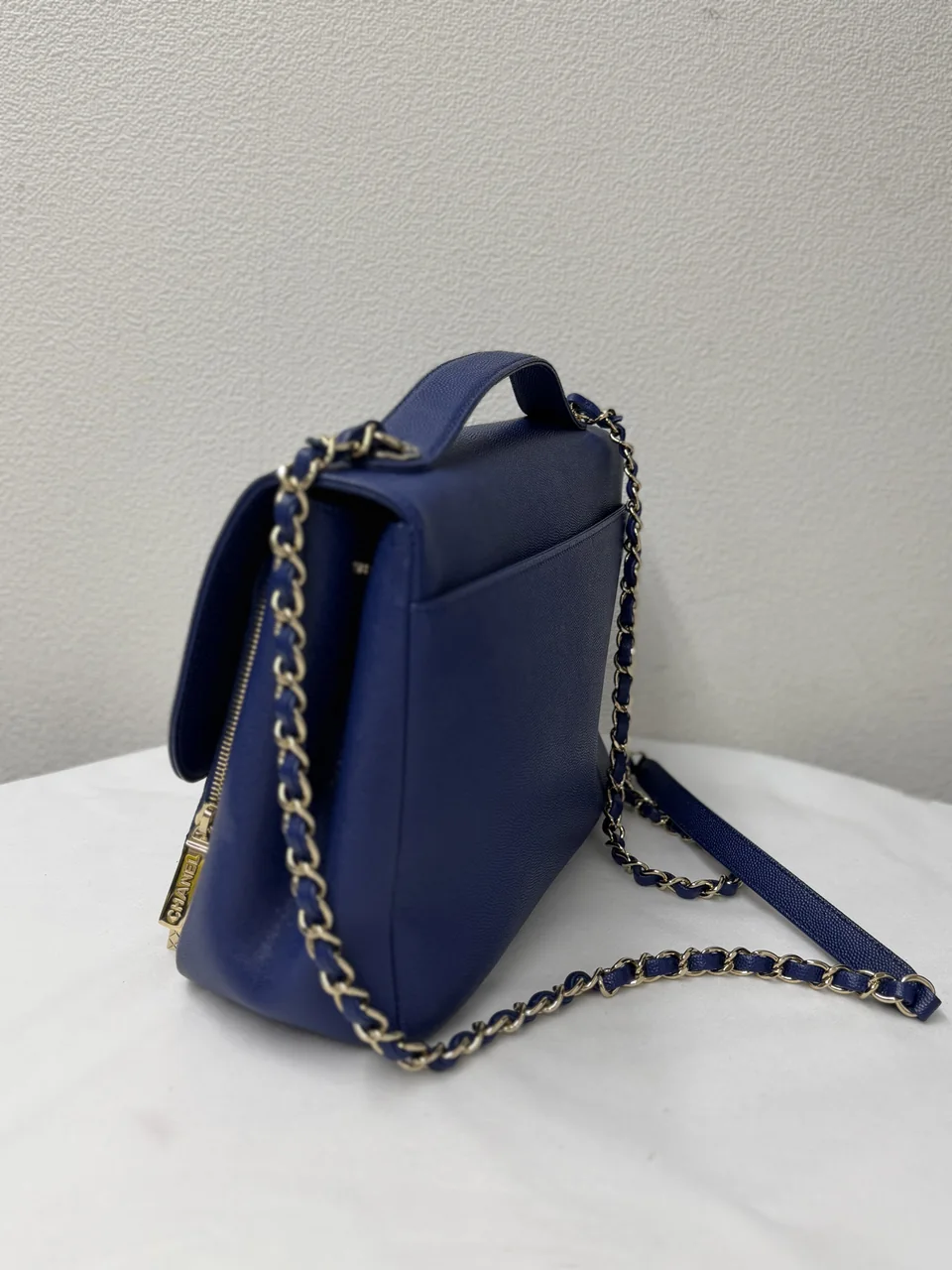 CHANEL CAVIAR MATELASSE BUSINESS AFFINITY (24 SERIAL CODE) view 4