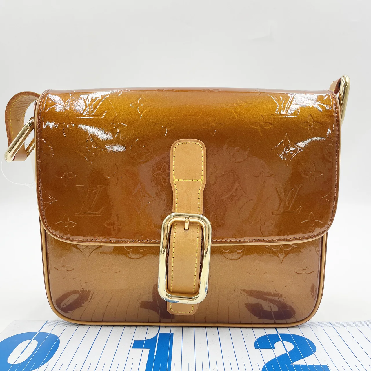 LV VERNIS CHRISTIE GM view 12