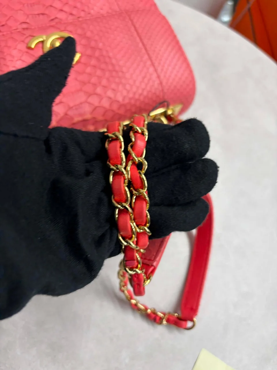 CHANEL TRENDY CC MEDIUM view 9
