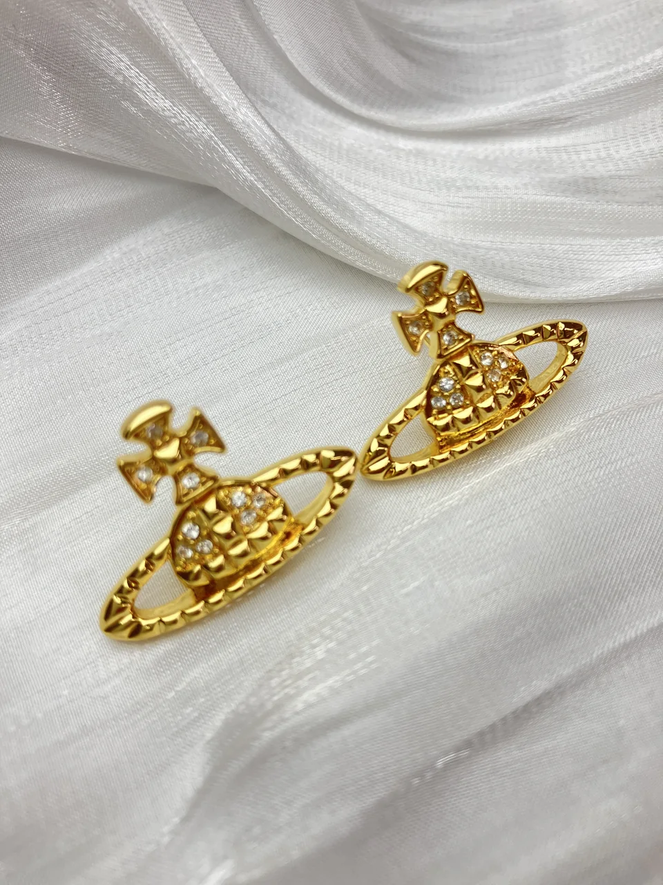 VIVIENNE WESTWOOD EARRINGS view 5