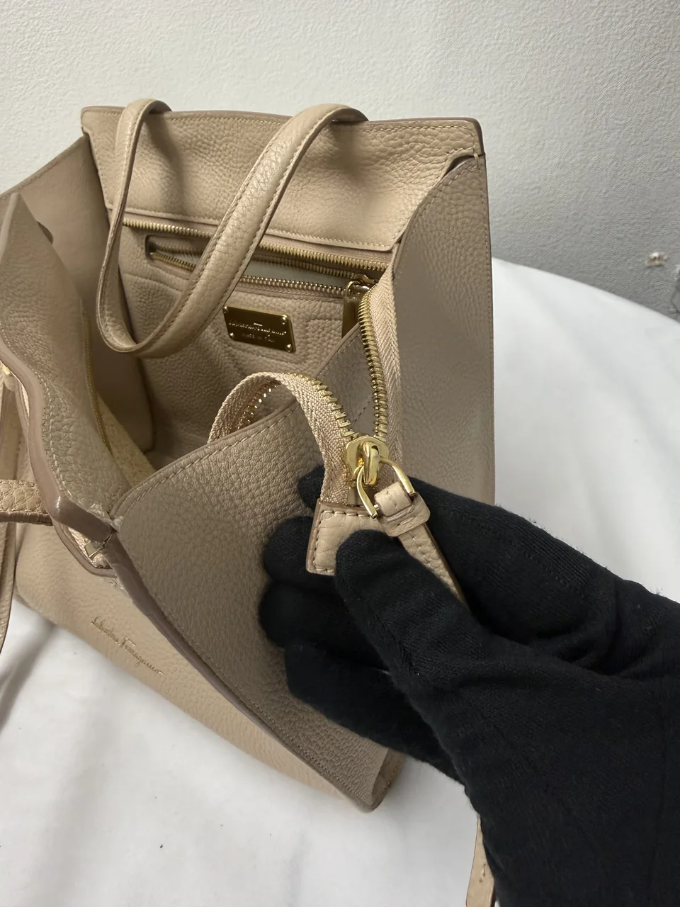 SALVATORE FERRAGAMO BAG view 9