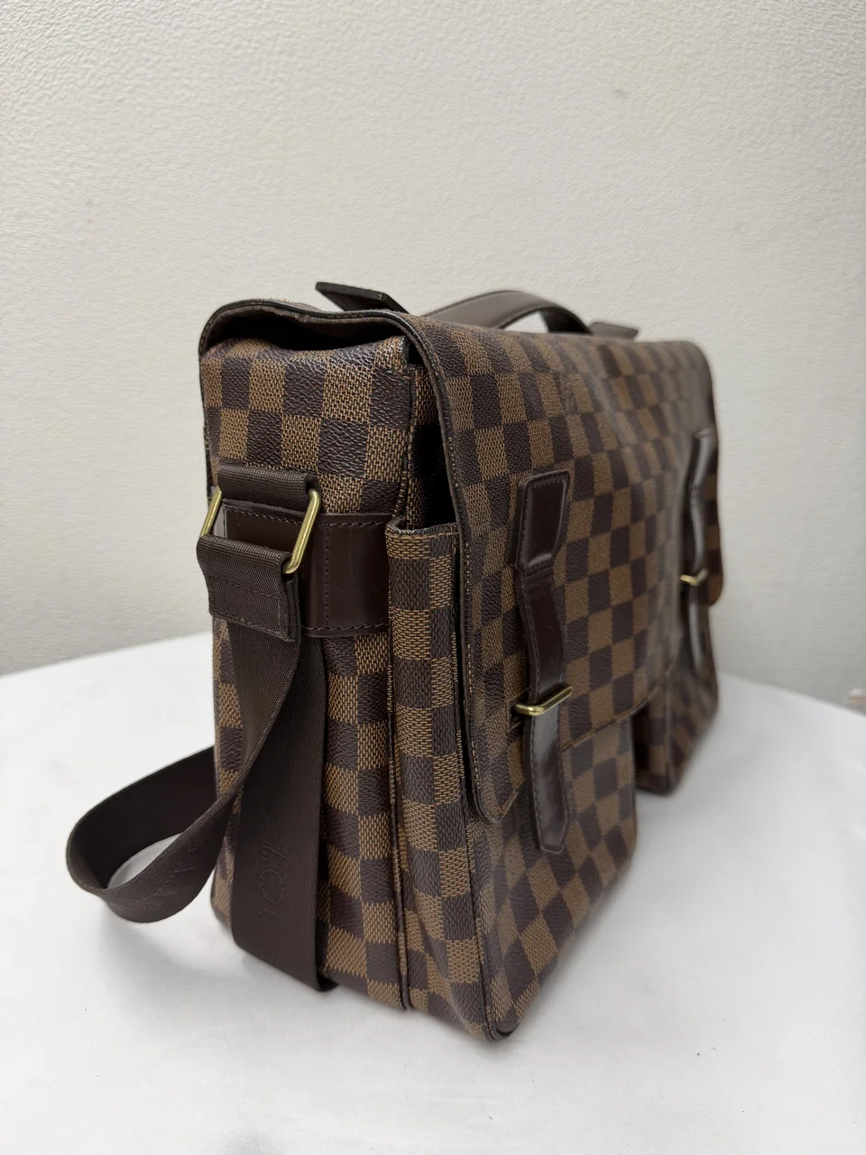 LOUIS VUITTON BAG view 7