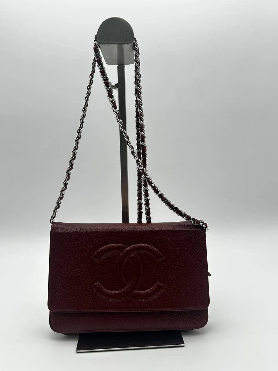 CHANEL CAVIAR TIMELESS CC WALLET-ON-CHAIN view 3