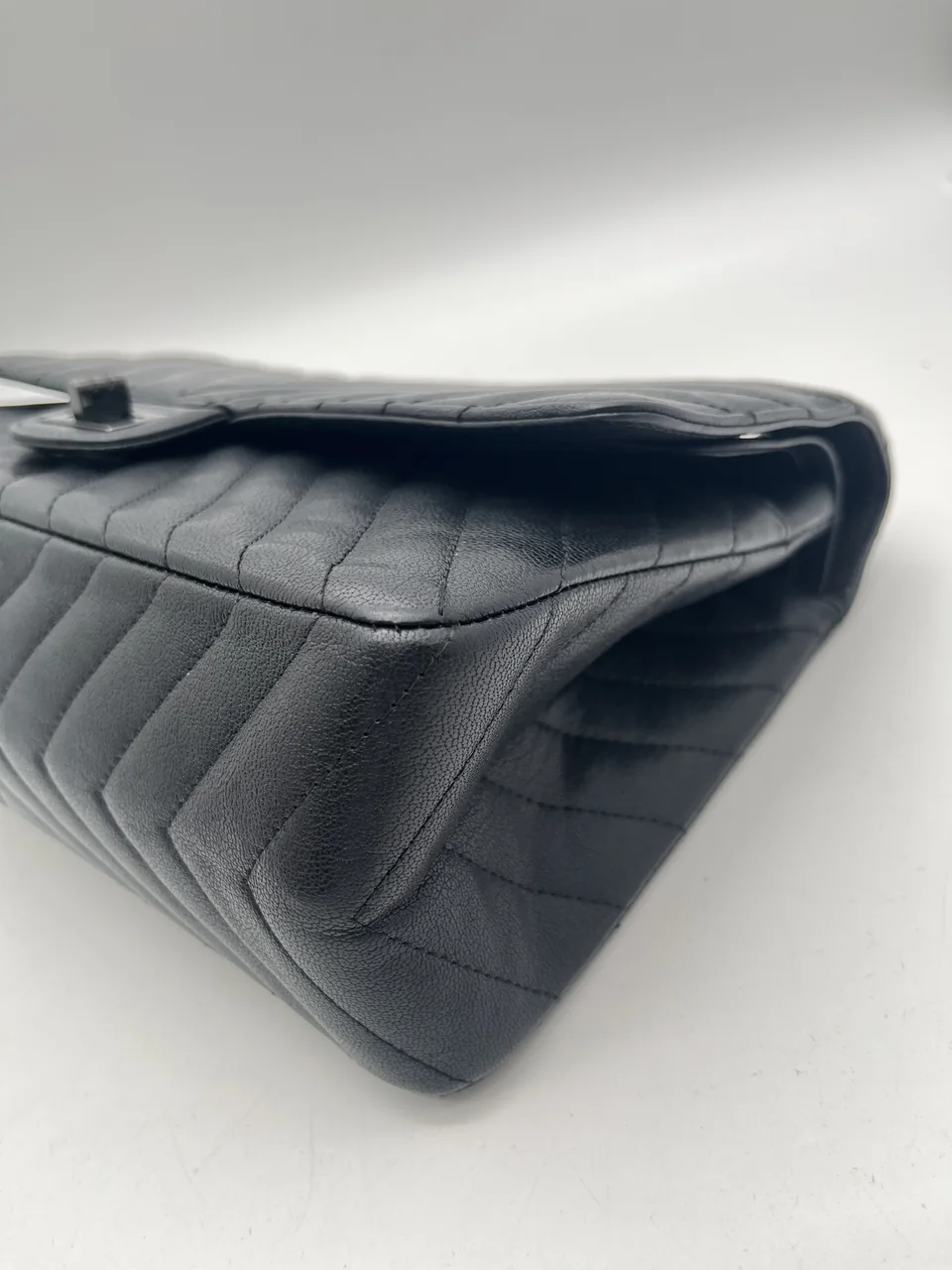 CHANEL CHEVRON 2.55 DOUBLE FLAP view 7