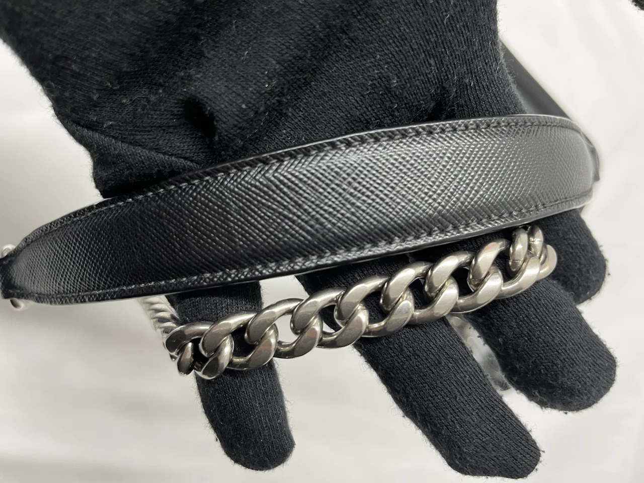 PRADA SHOULDER BAG (BLACK) view 8