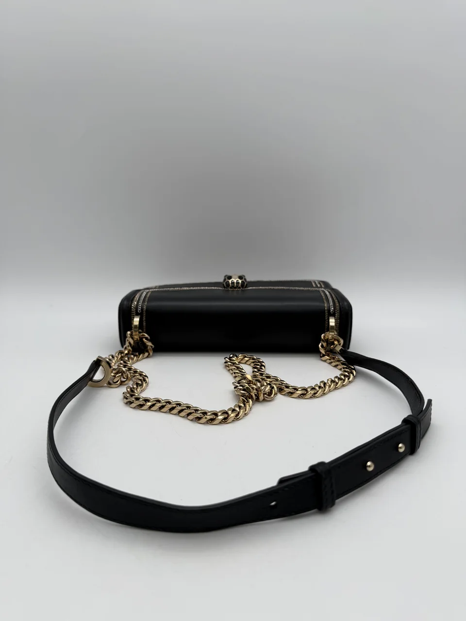 BVLGARI SERPENTI CHAIN SHOULDER BAG (BLACK) view 10