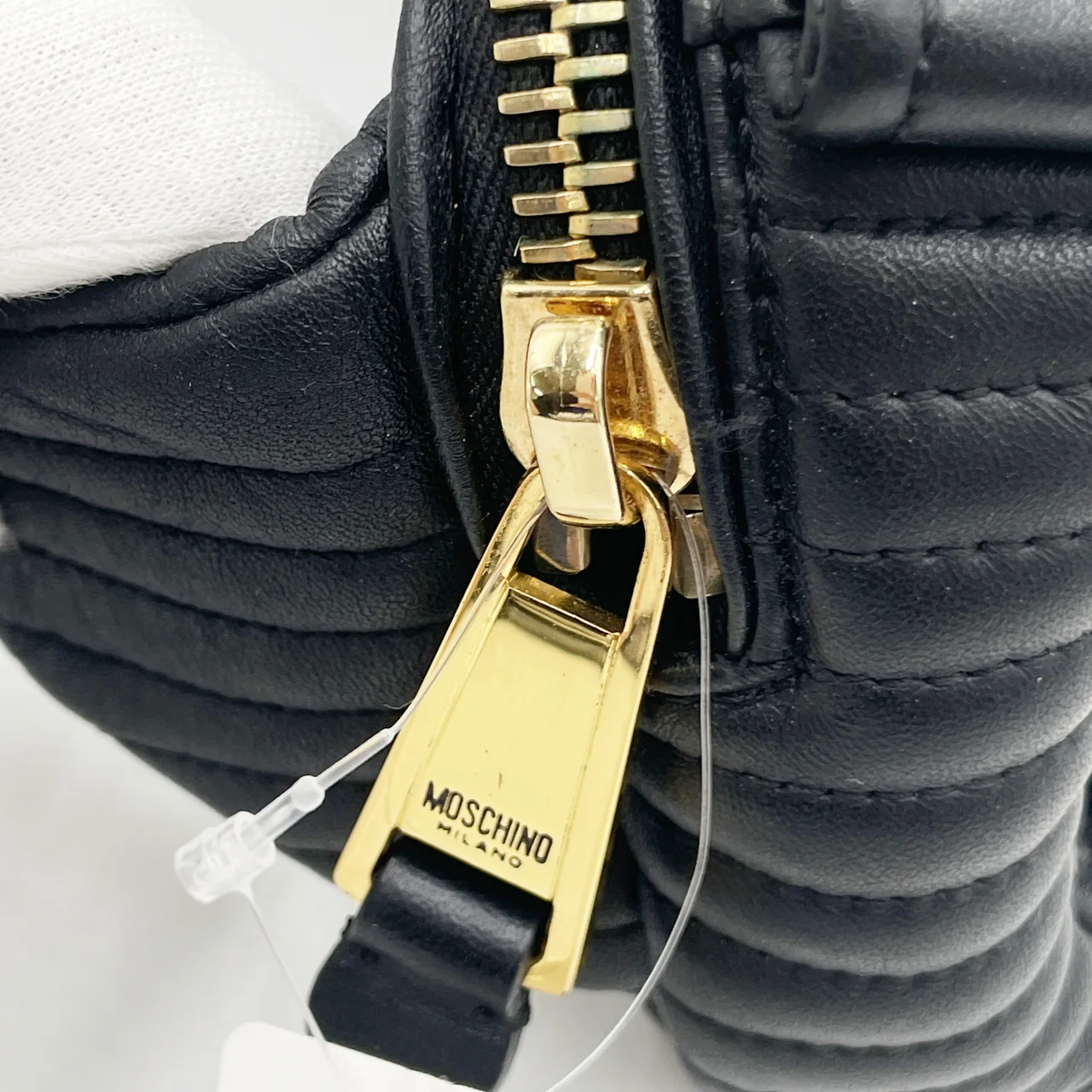 MOSCHINO WAIST POUCH (BLACK) view 4