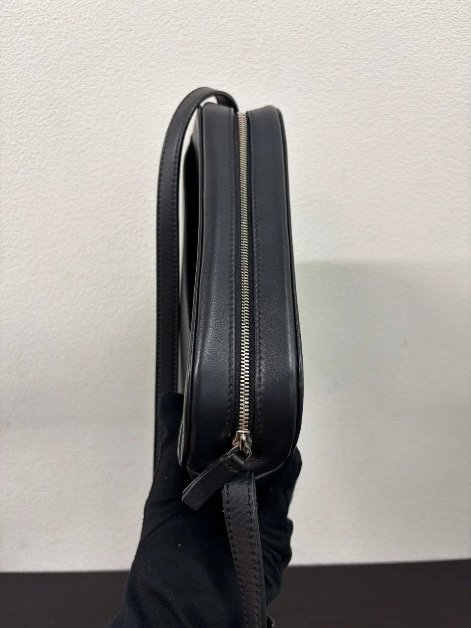 BALENCIAGA CAMERA BAG (BLACK) view 8