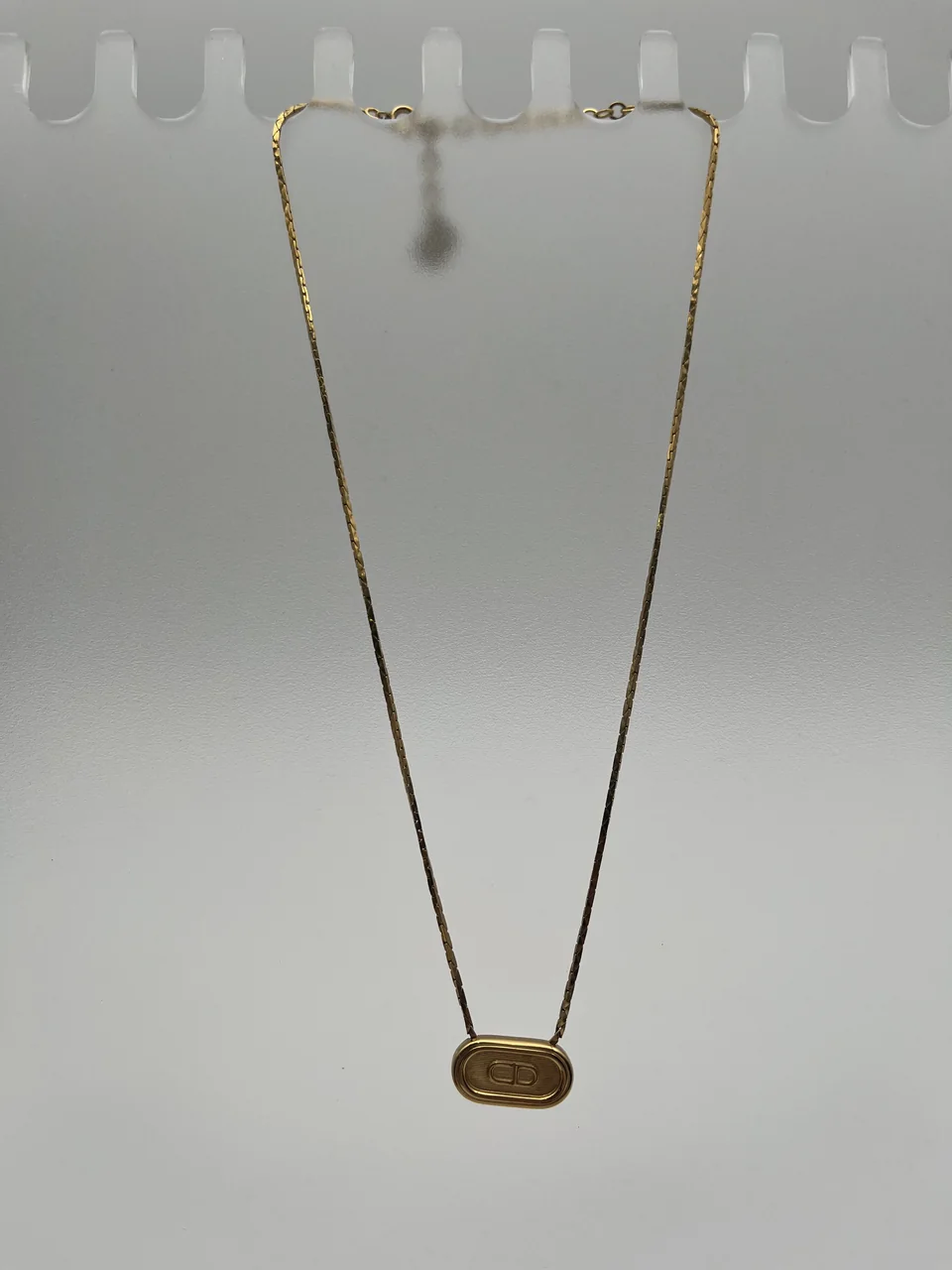 DIOR NECKLACE hover