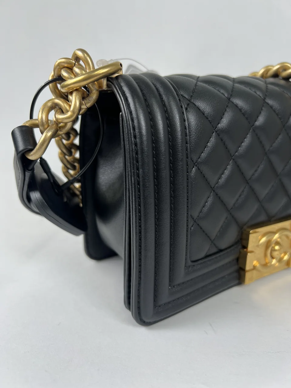 CHANEL LAMB SKIN LE BOY 20 view 9