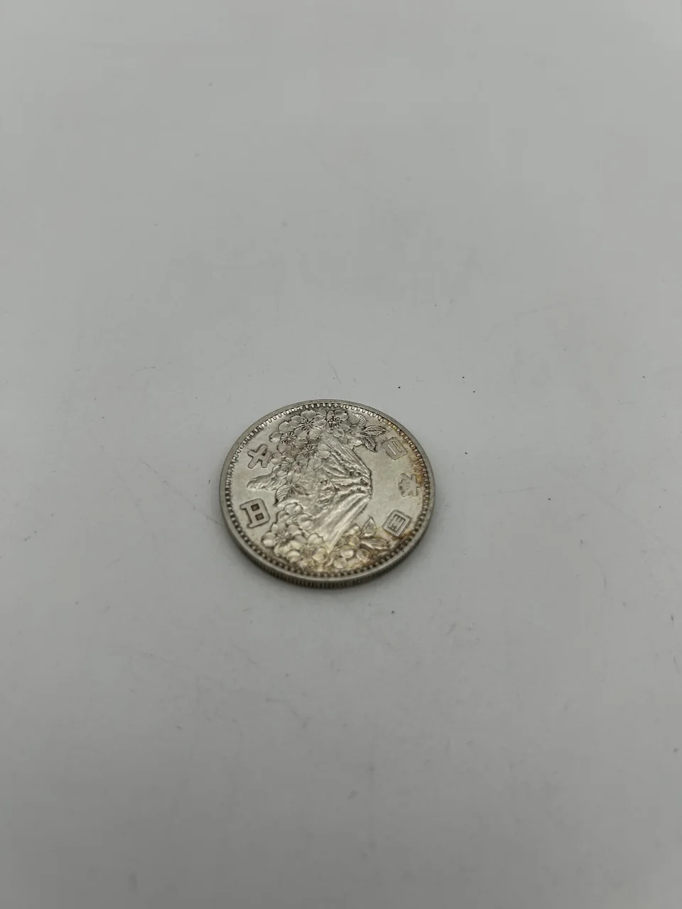 SV925 1964 TOKYO 1,000-YEN COIN 19.8G view 4