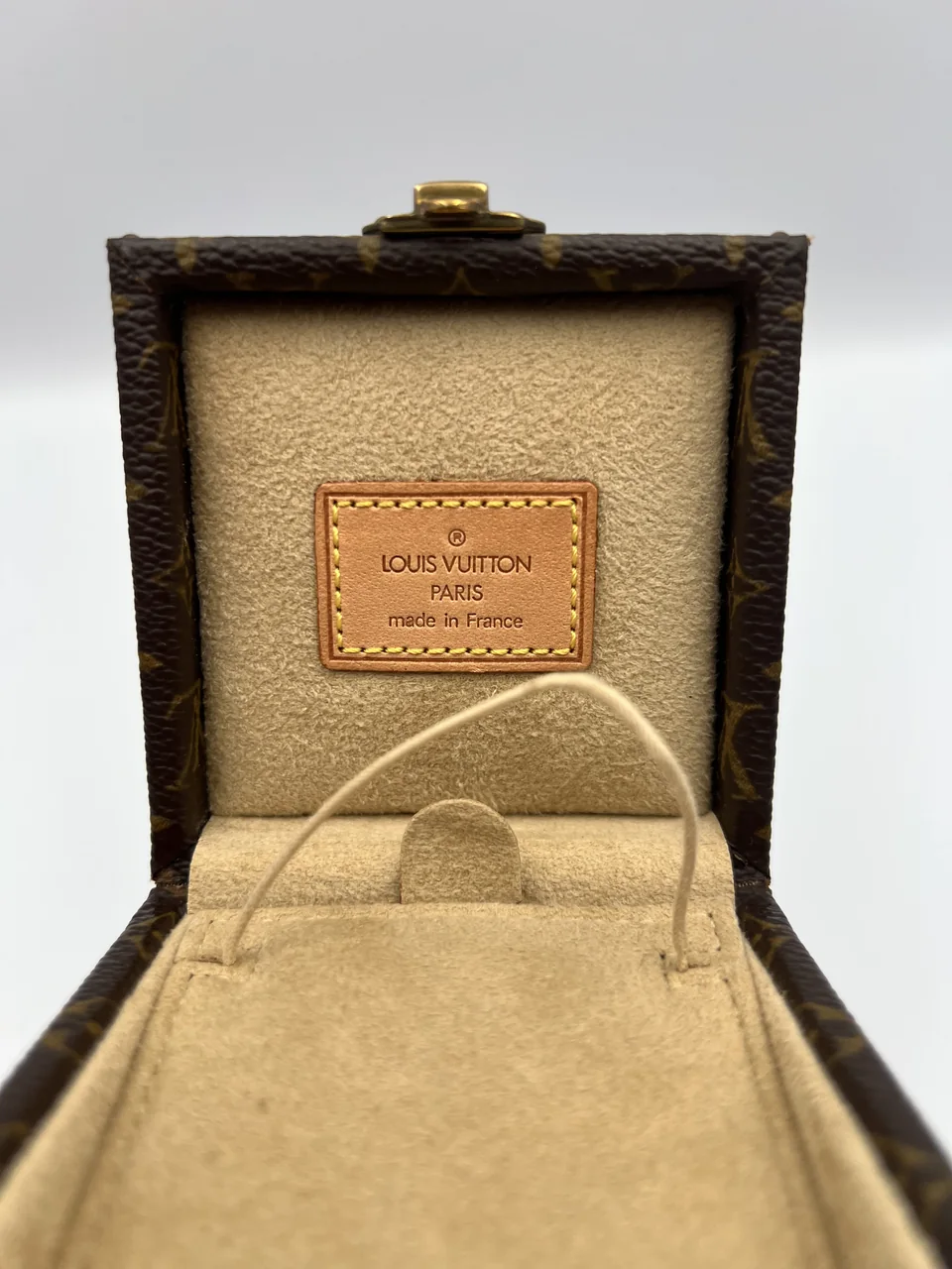 LV MONOGRAM ECLINE DECLARATION view 7