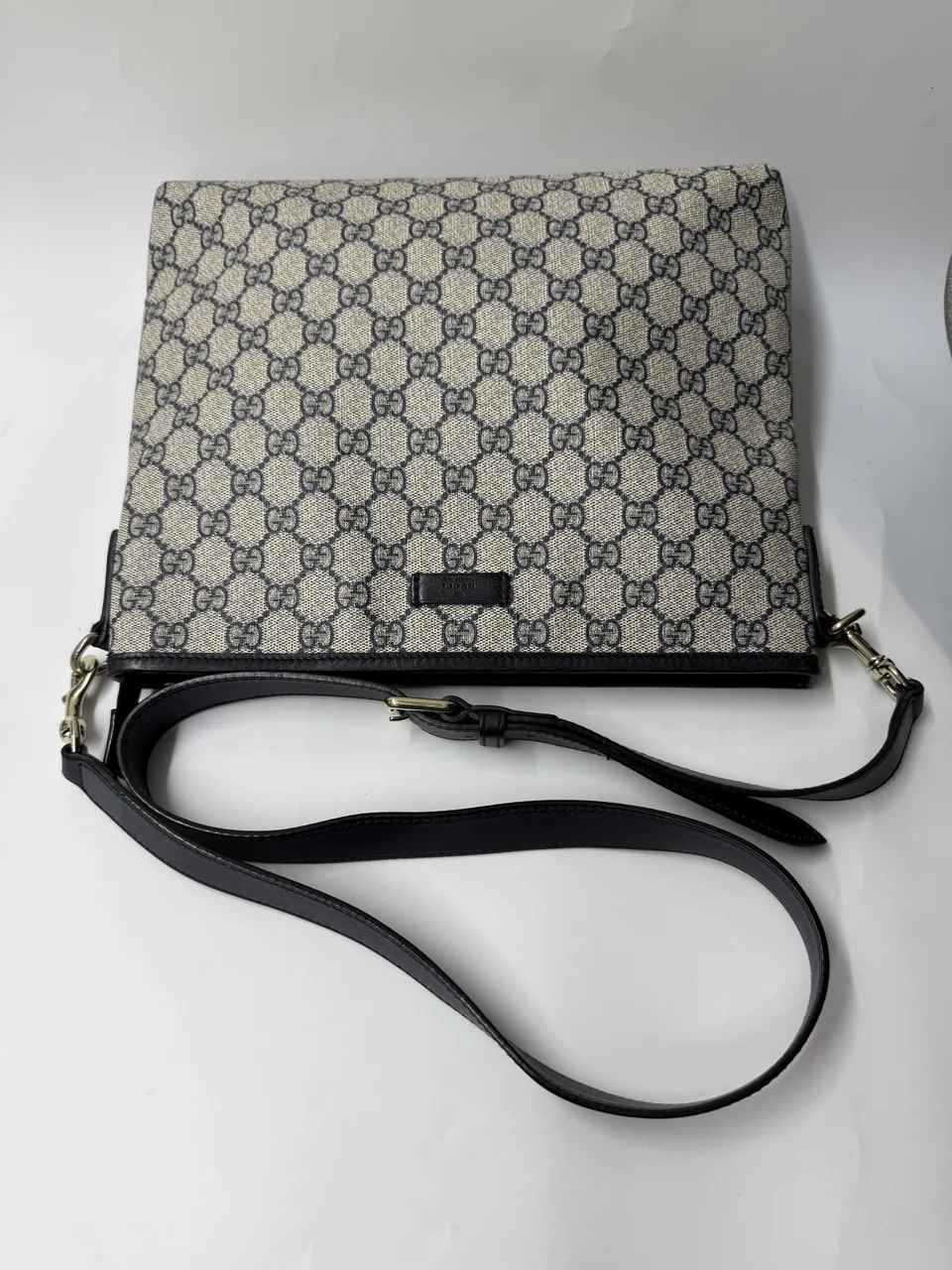 GUCCI 388924 SHOULDER BAG view 6