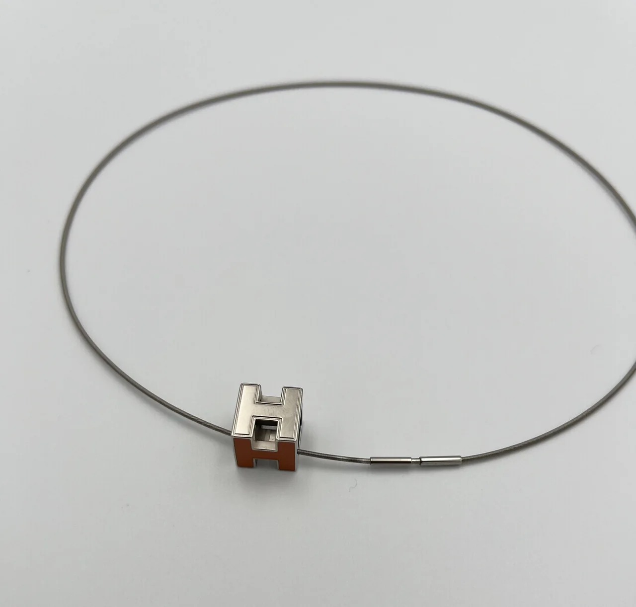 HERMES H CUBE NECKLACE view 6