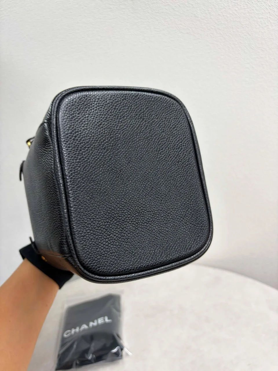 CHANEL CAVIAR 01998 view 4