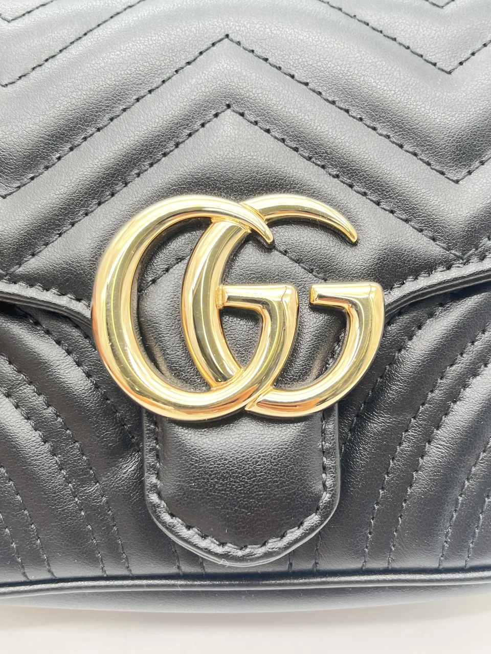 GUCCI GG MARMONT TWO-WAY HANDBAG view 8