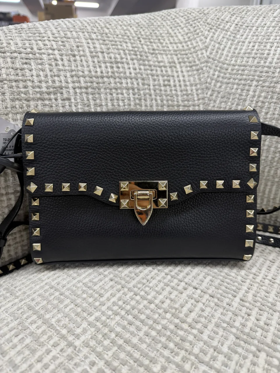 VALENTINO CROSSBODY BAG (BLACK) view 2