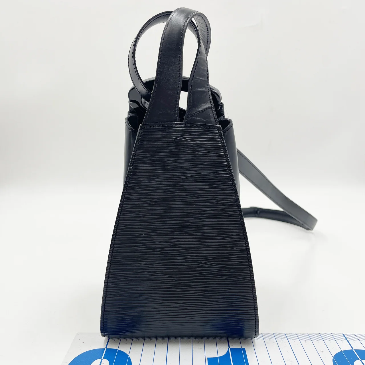 LV EPI MINUIT (BLACK) hover