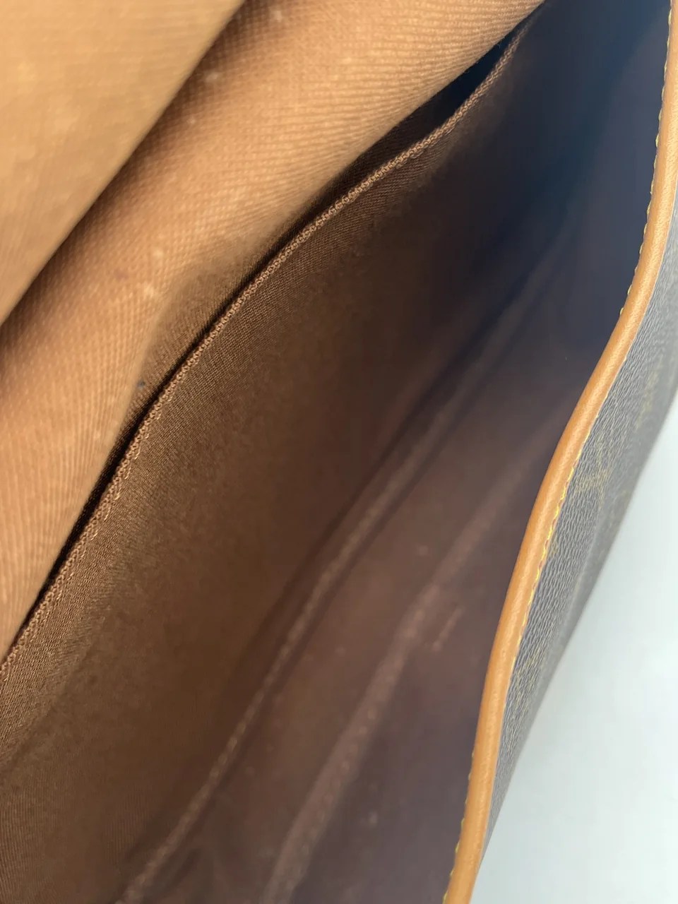 LV MONOGRAM SAUMUR 30 photo 10