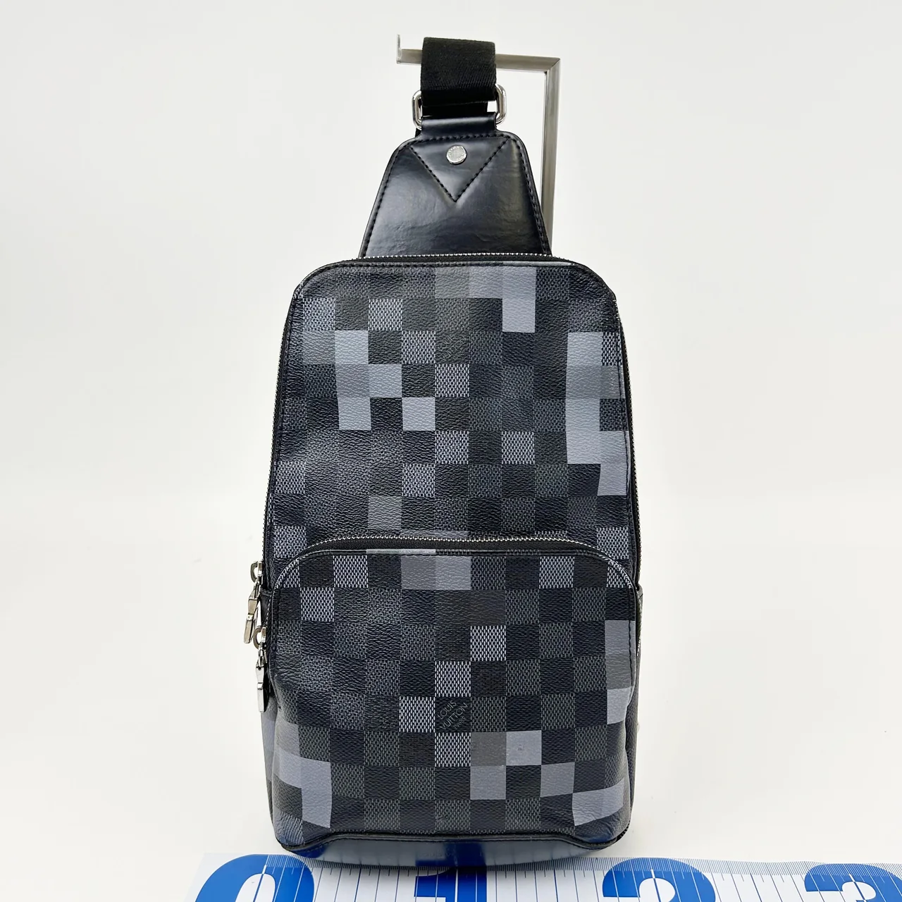 LV DAMIER GRAPHITE PIXEL AVENUE