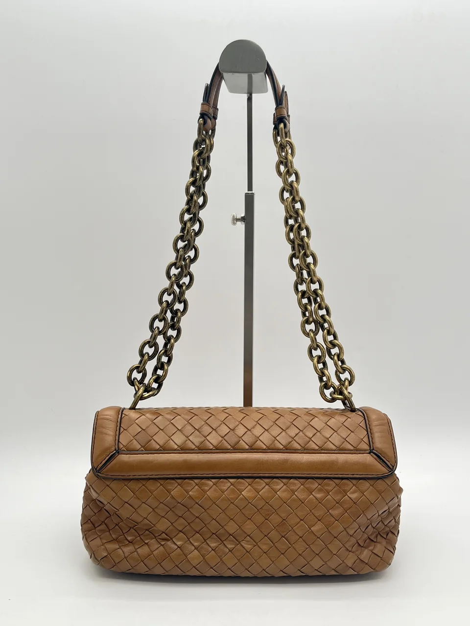 BOTTEGA VENETA INTRECCIATO CHAIN SHOULDER BAG (BROWN) hover
