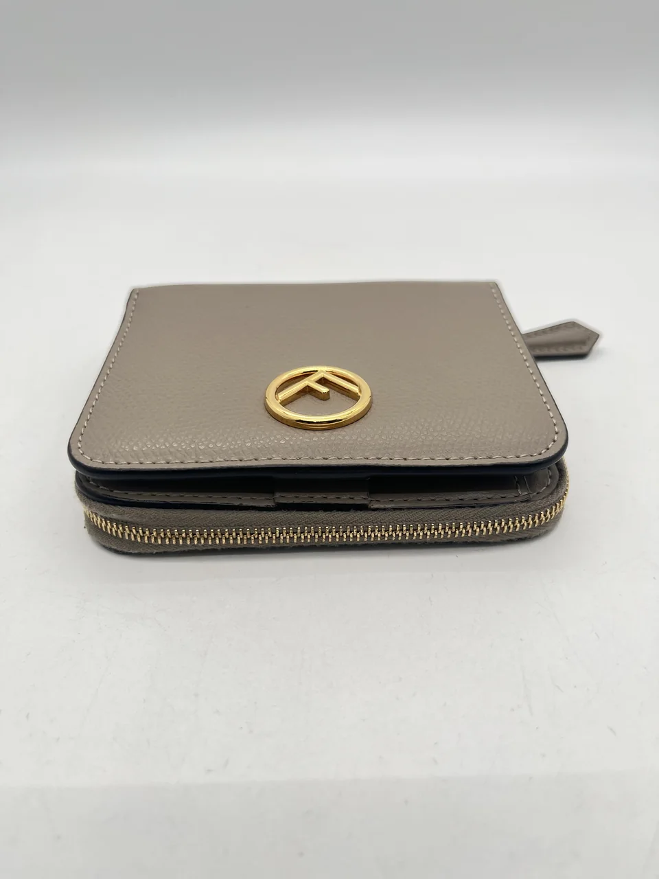 FENDI BIFOLD WALLET (BROWN) photo 3