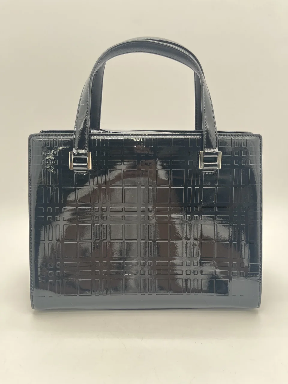 BURBERRY HANDBAG (BLACK)