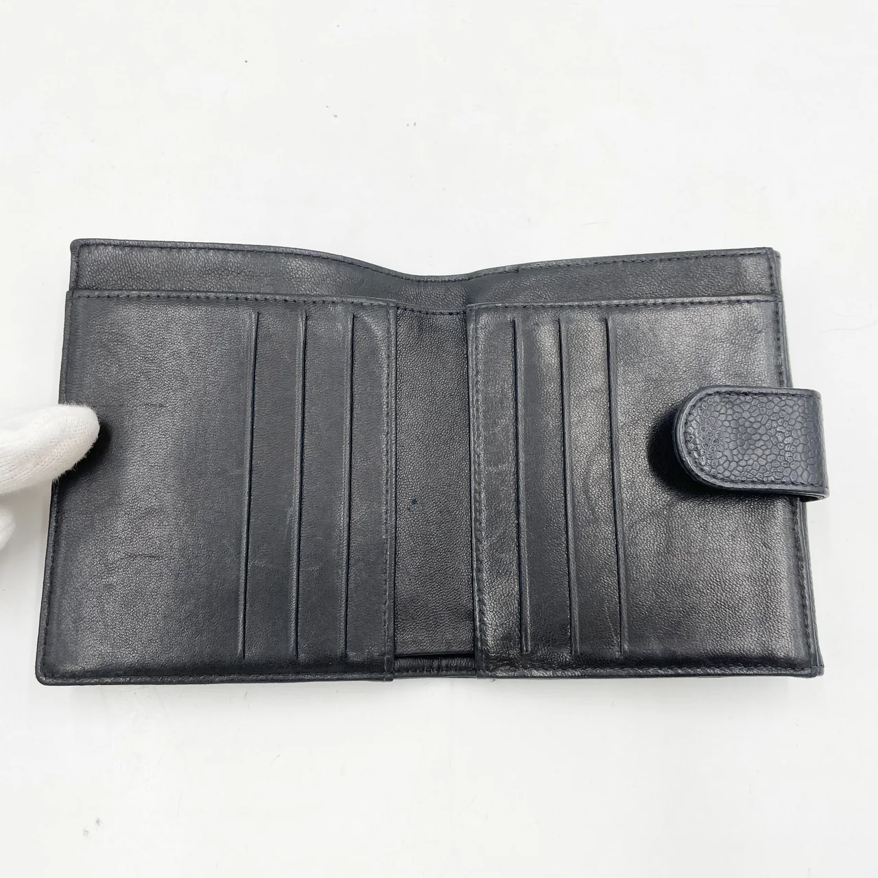 CHANEL CAVIAR BIFOLD WALLET (5 SERIAL CODE) view 9