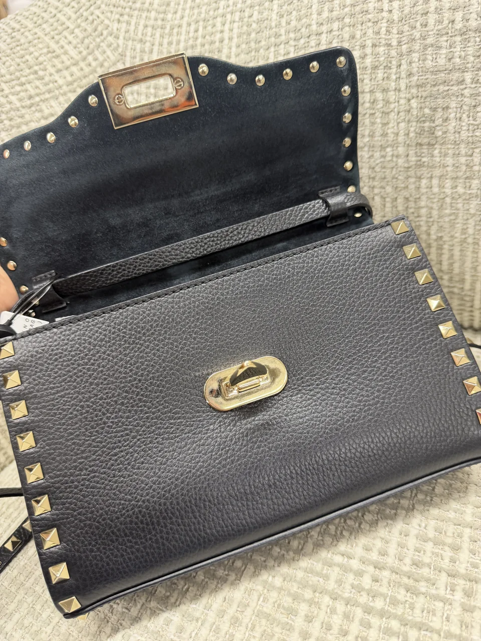 VALENTINO CROSSBODY BAG (BLACK) view 5