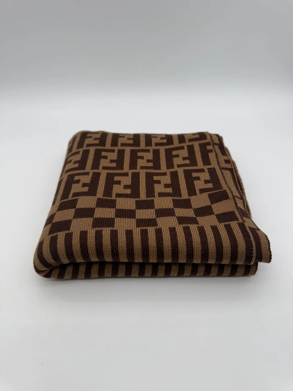 FENDI MUFFLER
