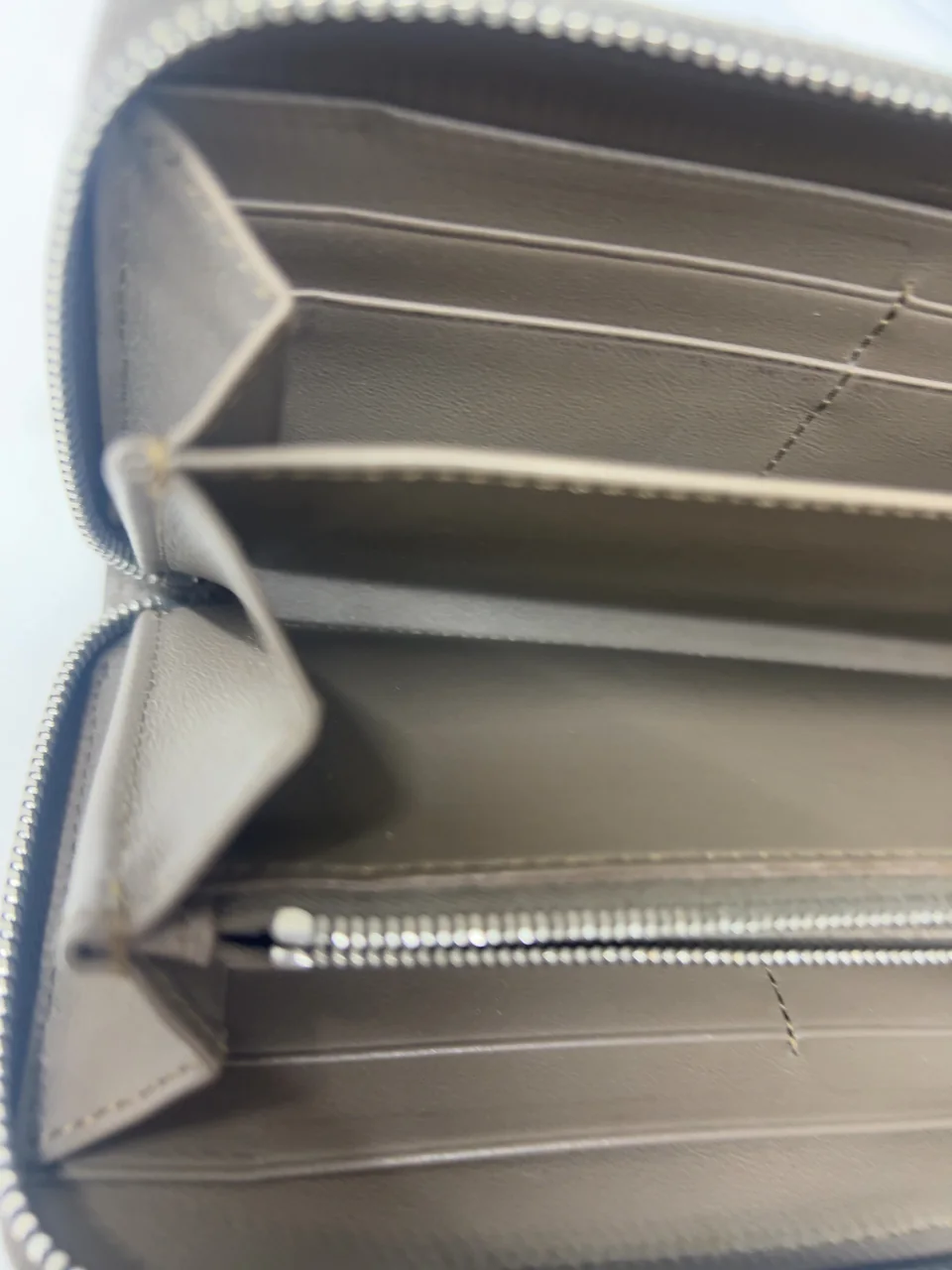 FENDI ROUND FASTENER LONG WALLET view 8