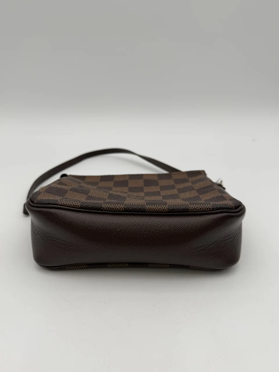 LV DAMIER TROUSSE MAKEUP view 3