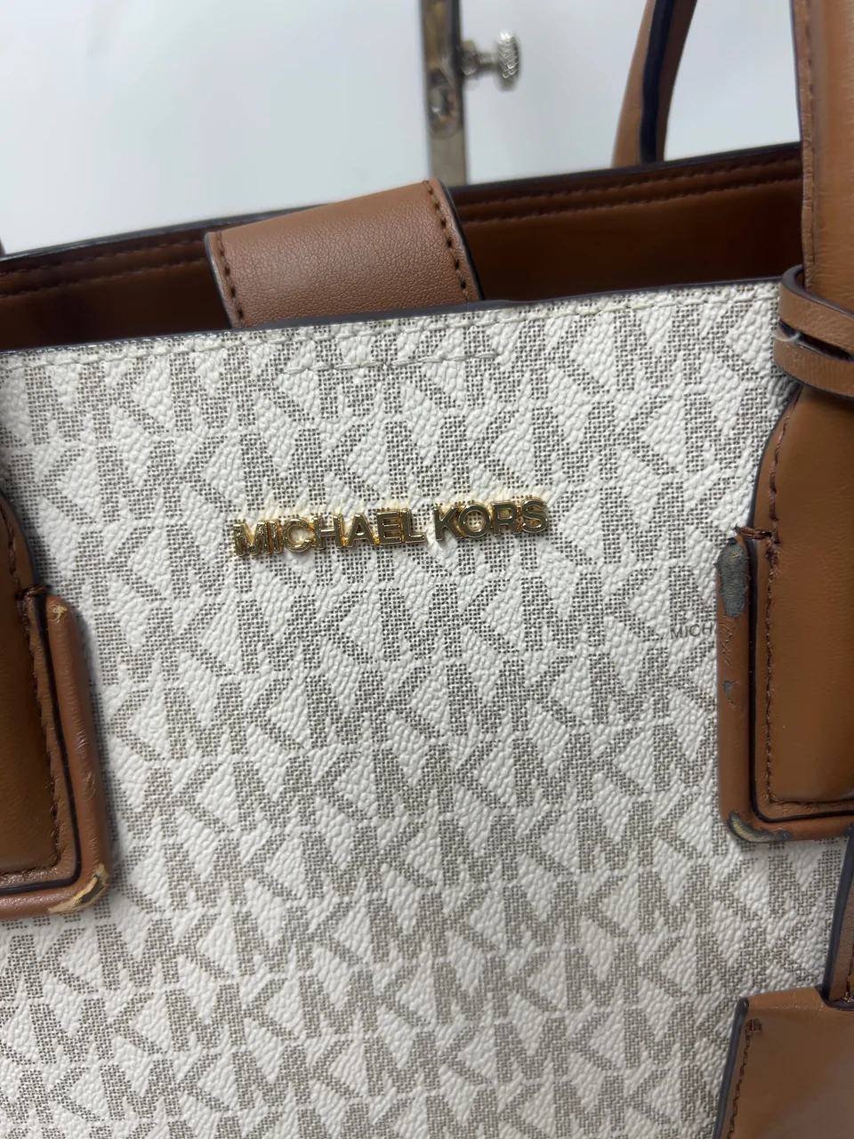 MICHAEL KORS BAG hover