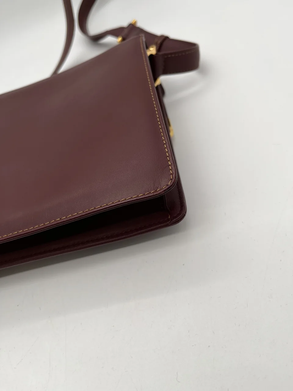 CARTIER SHOULDER BAG (BORDEAUX) view 6