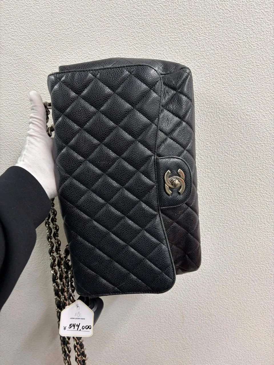 CHANEL CAVIAR CHAIN SHOULDER BAG view 6