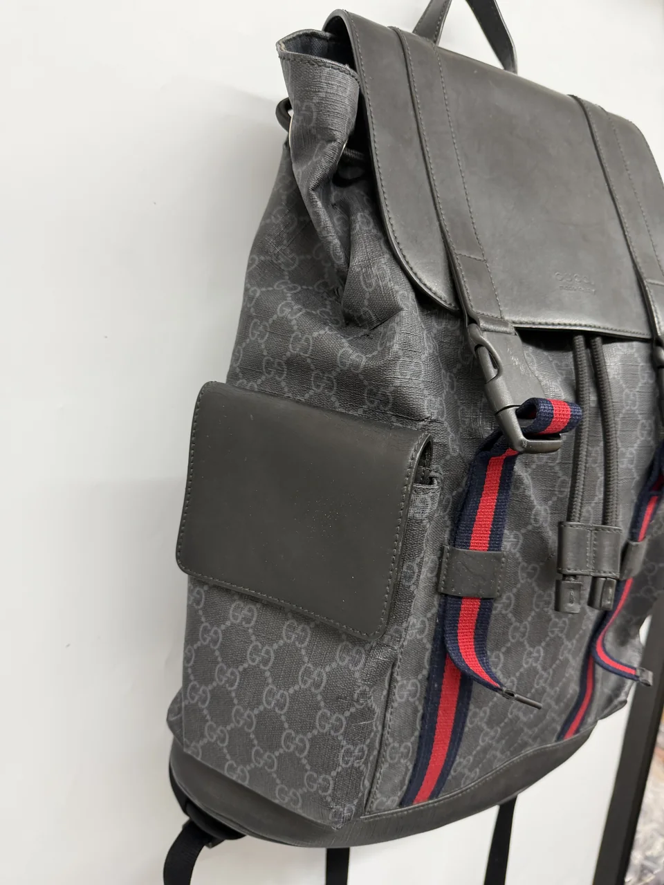 GUCCI BACKPACK view 4